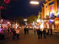 089 Wiener Ostern 2006 Prater bei Nacht.JPG